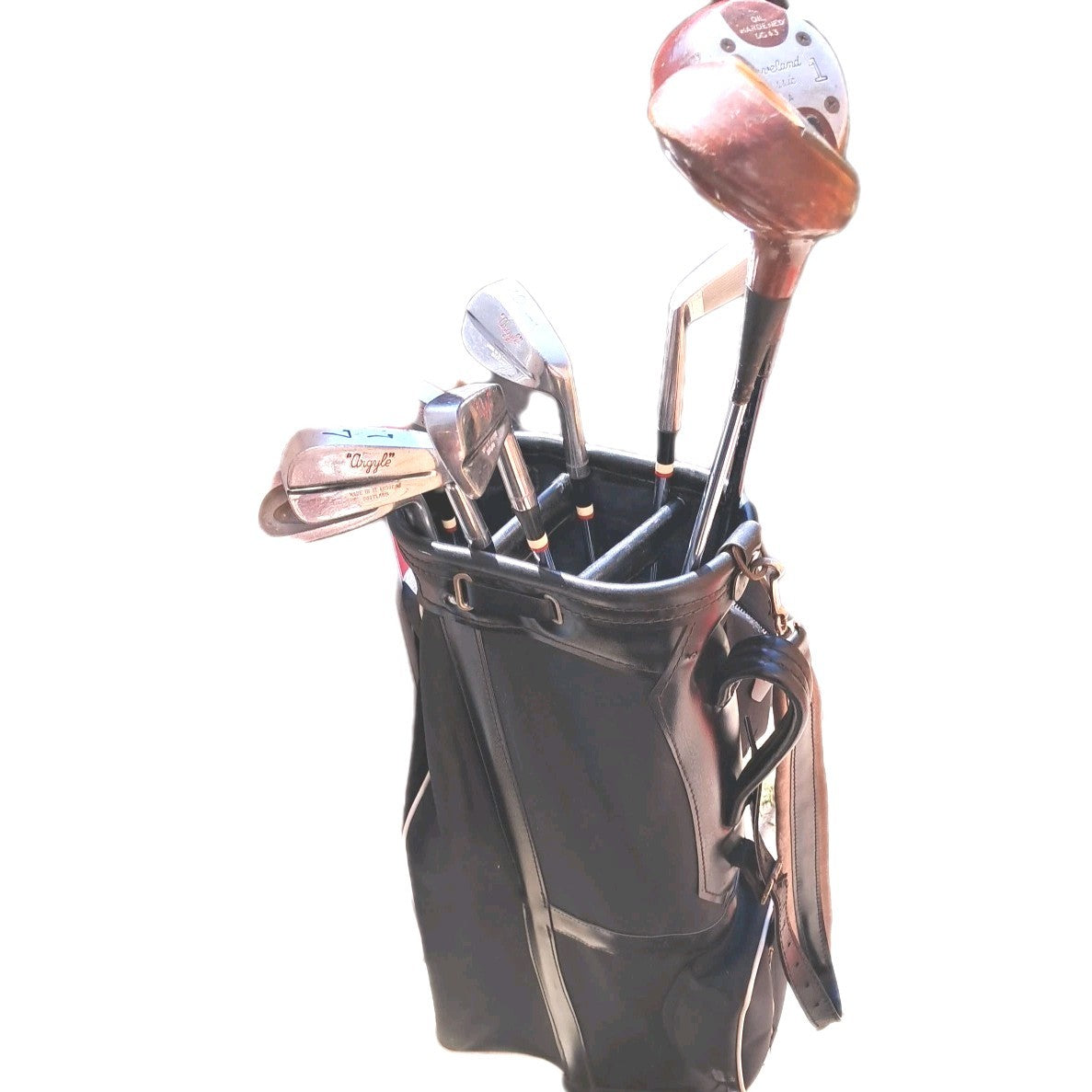 Vintage Golf Set. Right-Handed 1,3 Woods, 3,5,7,9,SW Irons, Putter + Bag